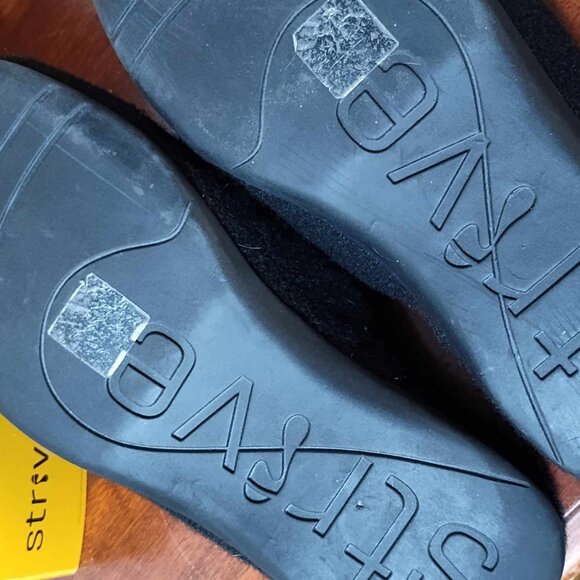 Strive 'Copenhagen' Women's Comfort Supportive Slipper - Black size 7-8 - Picture 7 of 7